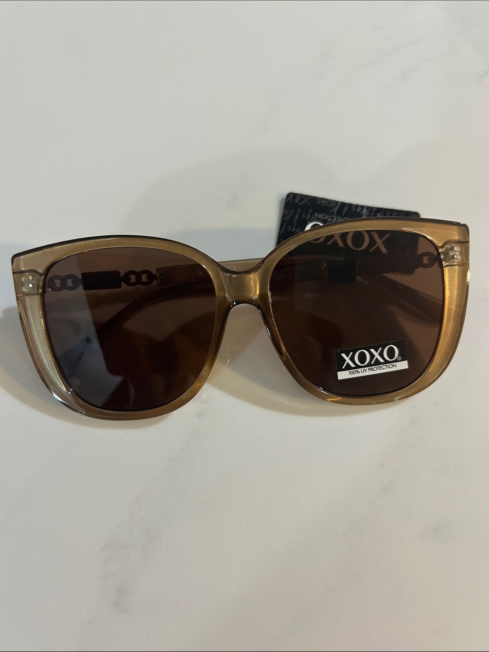 XOXO Women's Translucent Brown Cat-Eye Sunglasses